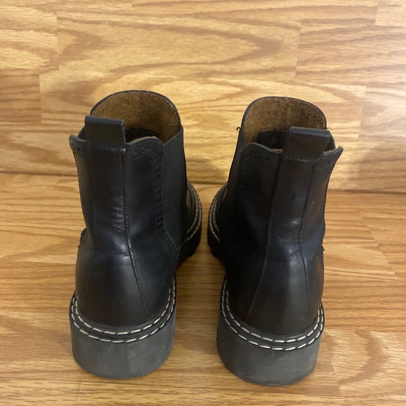 Bull Boxer Payton Slip On Chelsea Ankle Boots Women’s Size 7 M Black Wingtip - Picture 5 of 12